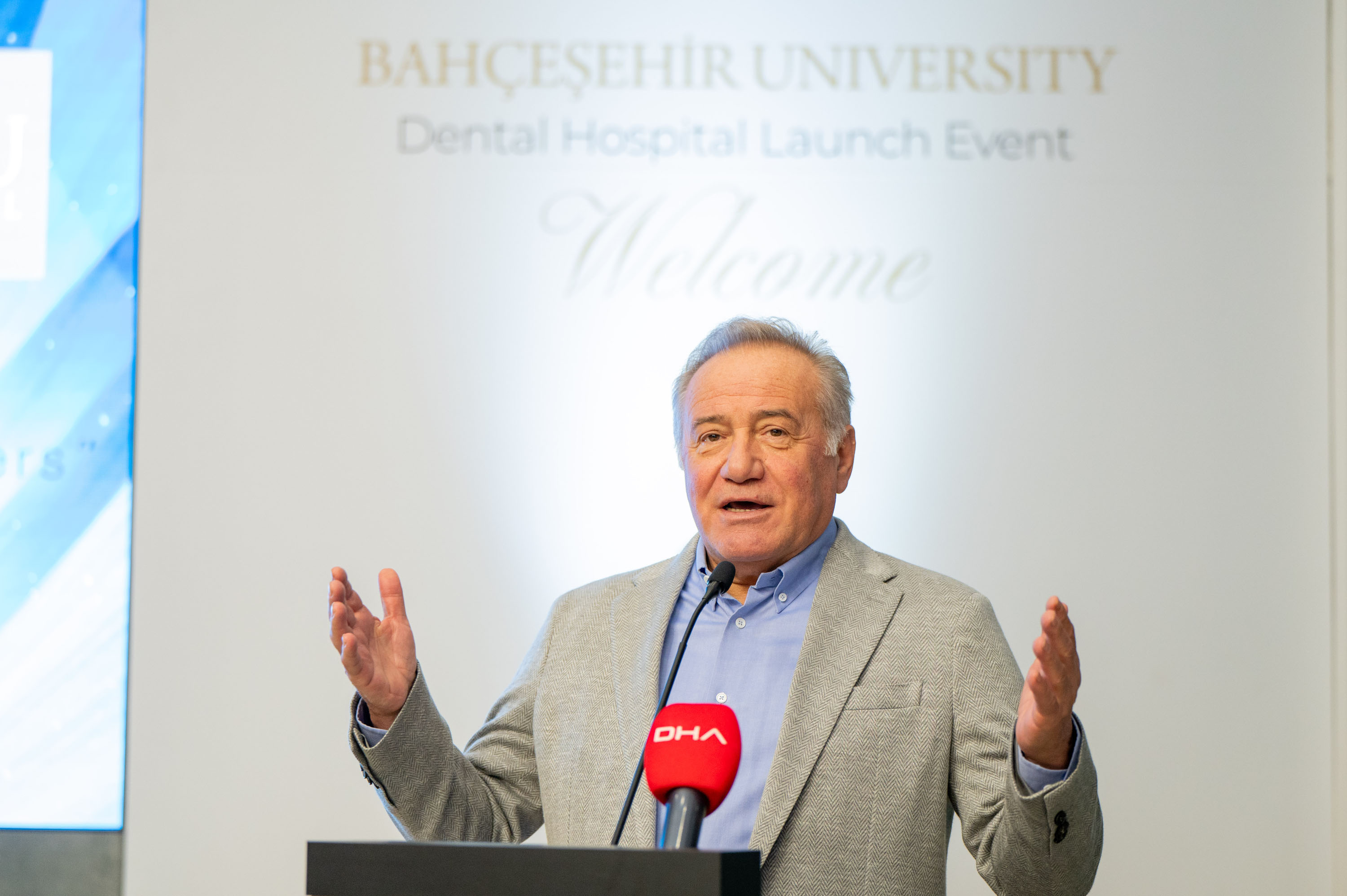 Bahçeşehir Üniversitesi Ağız ve Diş Sağlığı Hastanesi açıldı