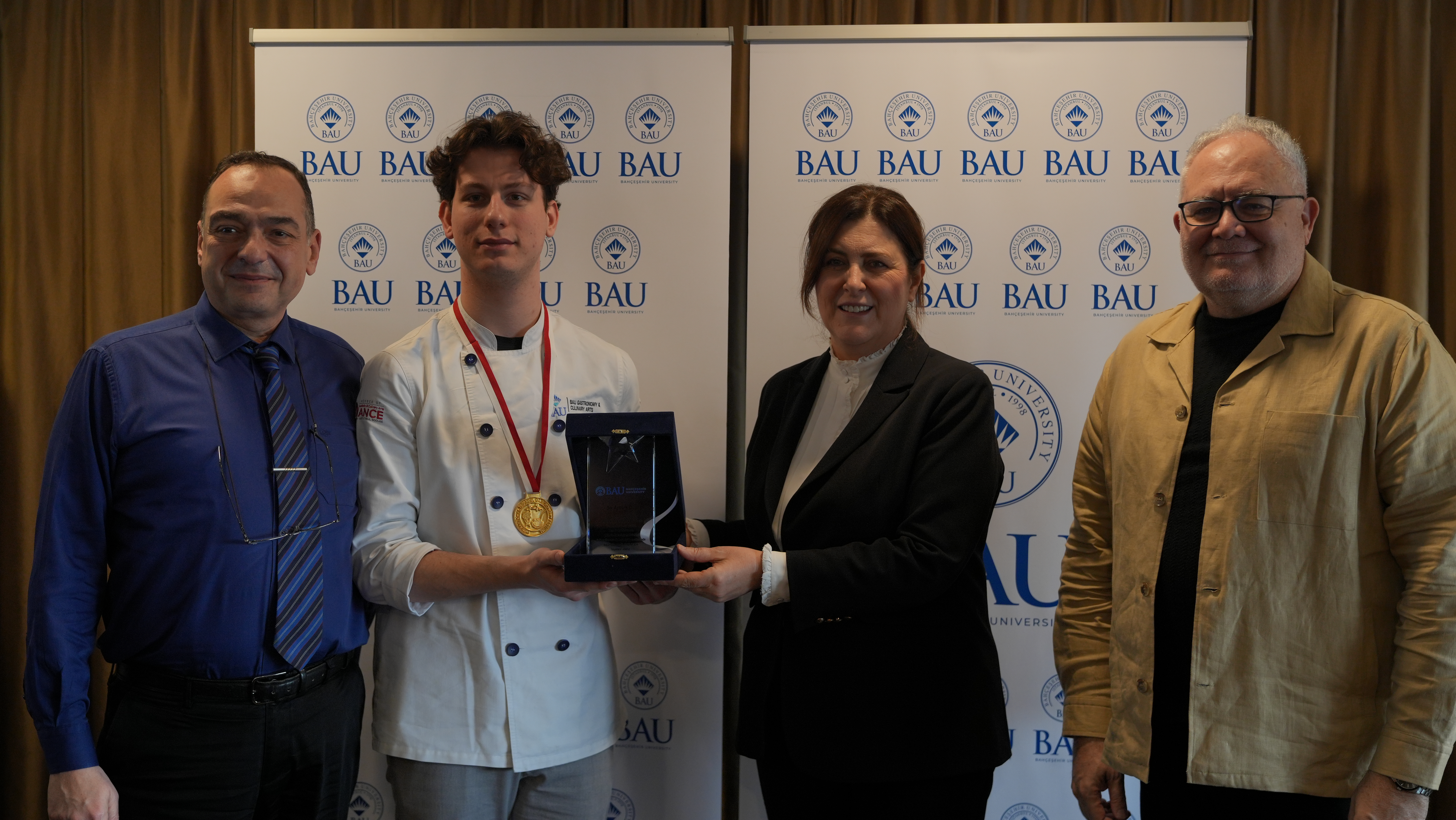 BAU Gastronomi Öğrencilerinden Uluslararası Mutfak Günleri Festivali’nde Büyük Başarı!
