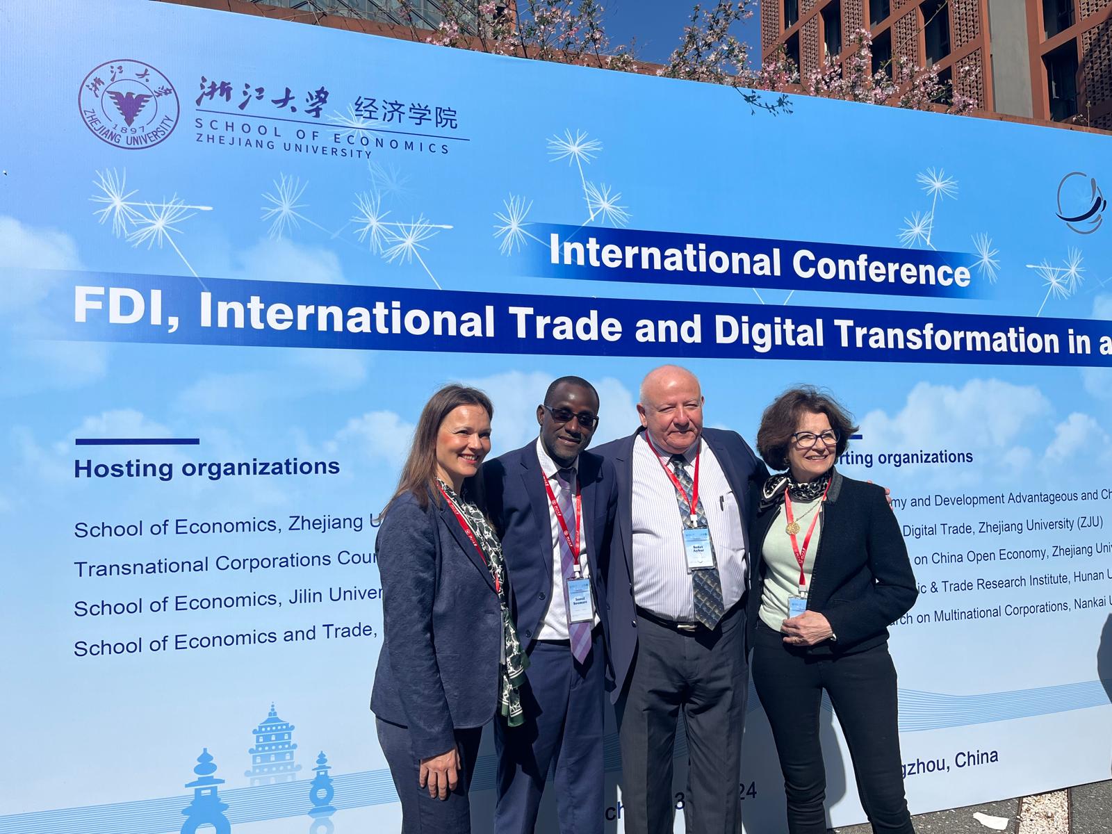 Prof. Dr. Sedat Aybar, Zhejiang Üniversitesi Ekonomi Konferansına Katıldı.