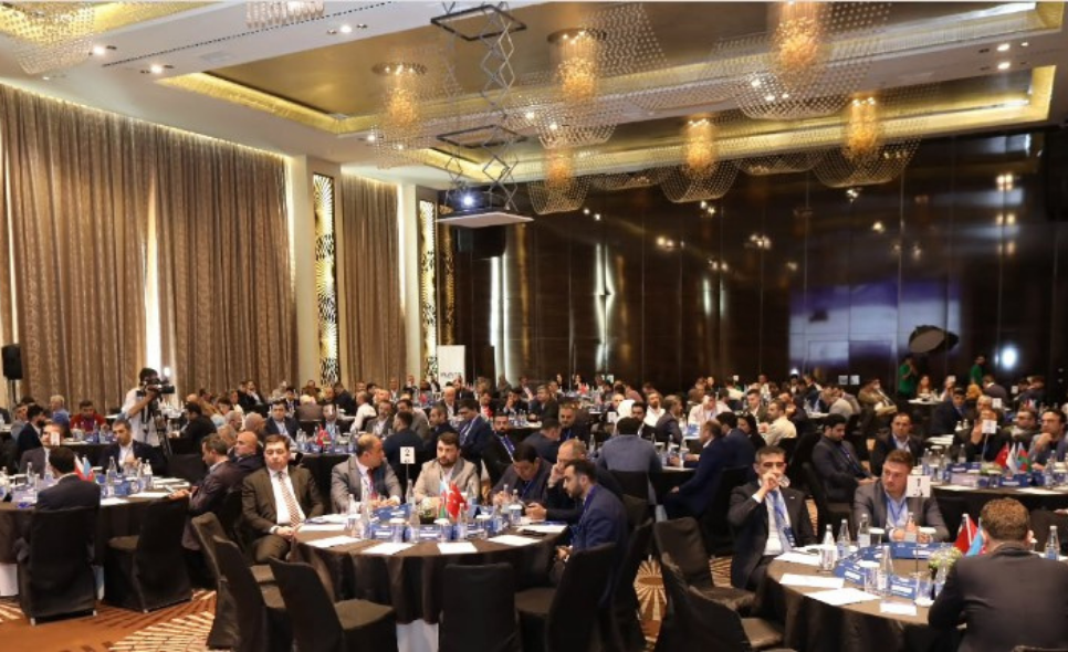 Bakü'de 5. Bağımsız İş Adamları Çalıştayı: Ticari İşbirliklerine Yeni Kapılar Açıldı