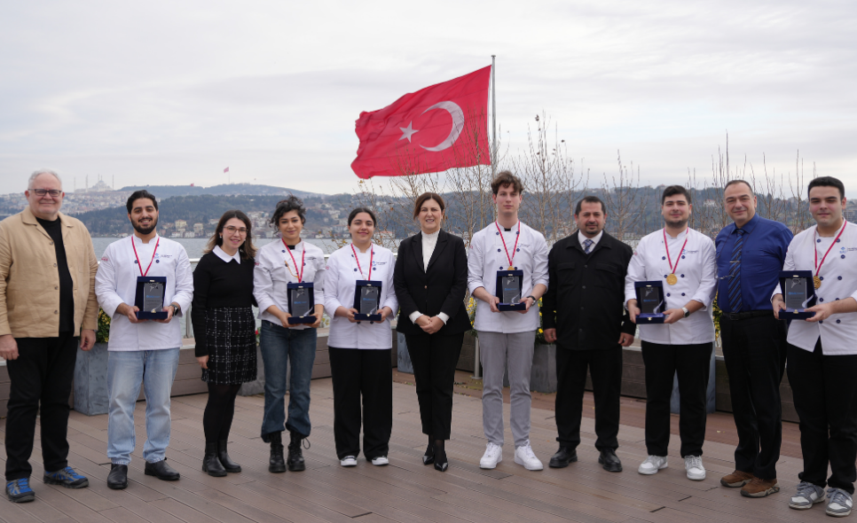 BAU Gastronomi Öğrencilerinden Uluslararası Mutfak Günleri Festivali’nde Büyük Başarı!