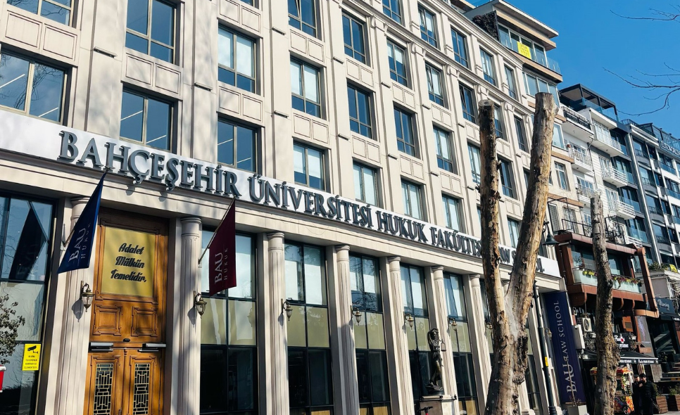 2024-2025 Akademik Yılı Yaz Okulunda Açılması Planlanan Hukuk Fakültesi Dersleri