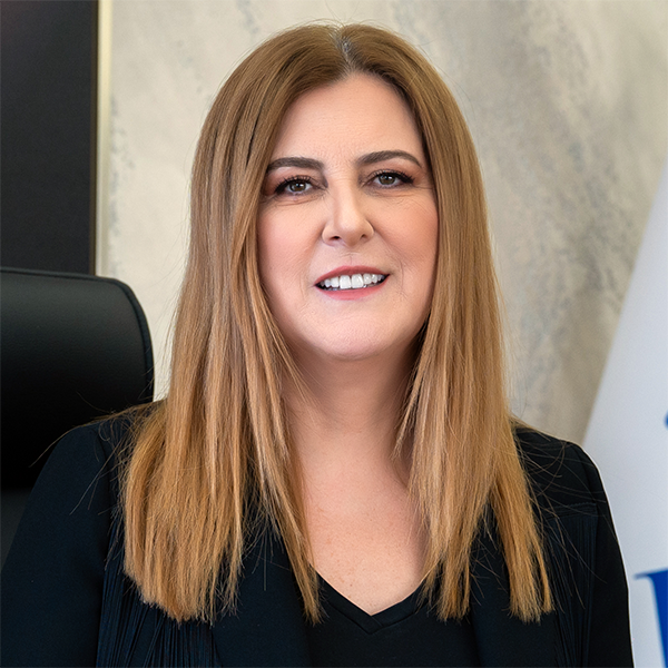  Esra HATİPOĞLU